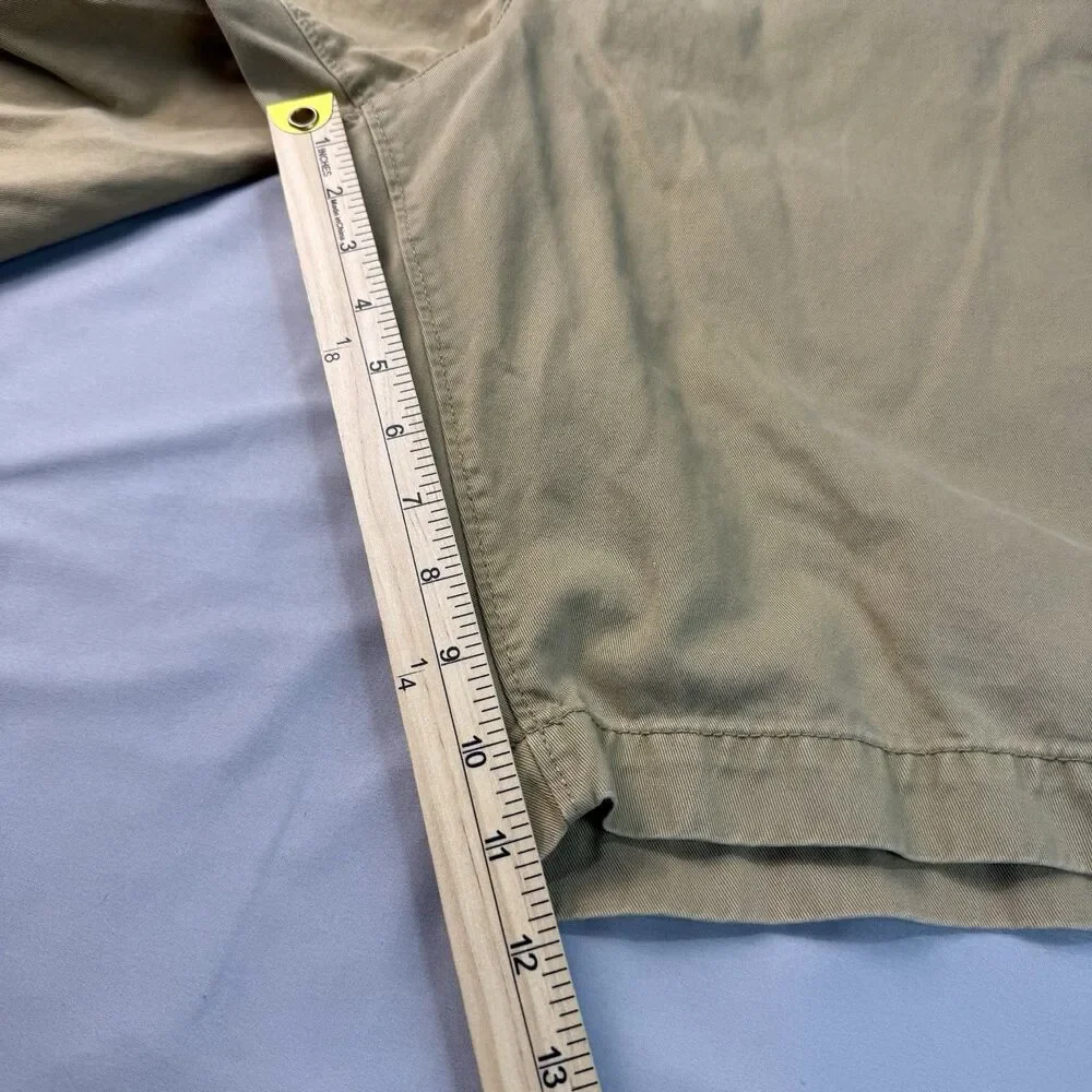 American Eagle Mens Longboard Flat Front Khaki Shorts Size 44 READ